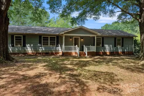 14139 Thompson Rd, Mint Hill, NC 28227