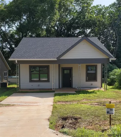 845 3rd Street Sw Ct SW, Hickory, NC 28602