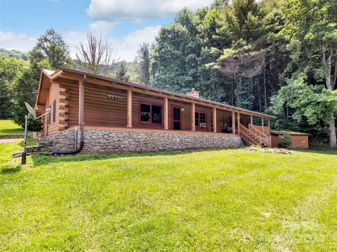 108 Mallard Trl, Clyde, NC 28721