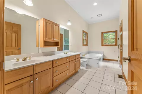 4654 Harbor View Ter, Morganton, NC 28655 photo 19
