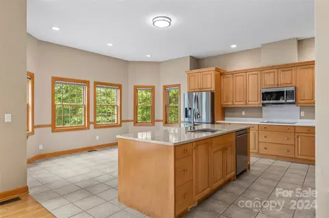4654 Harbor View Ter, Morganton, NC 28655 photo 15
