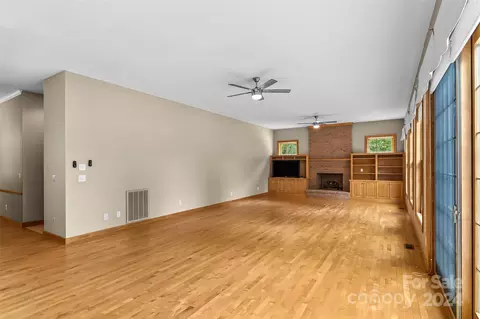4654 Harbor View Ter, Morganton, NC 28655 photo 12