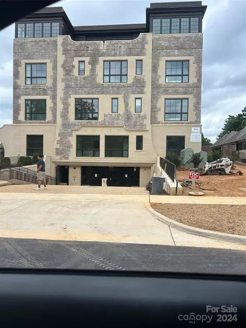 1172 Queens Rd, Charlotte, NC 28207