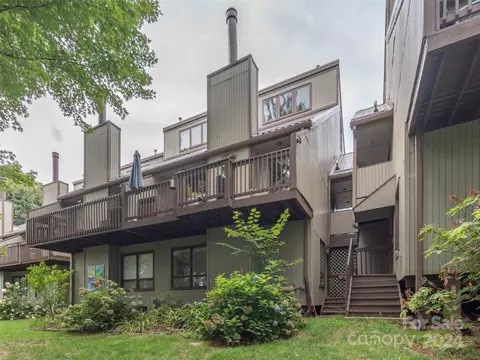 59 Maple Ridge Ln, Asheville, NC 28806
