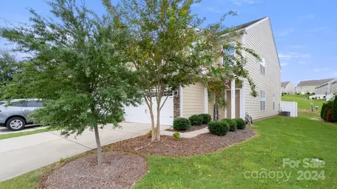 4014 Alston Dr, Lancaster, SC 29720 photo 2