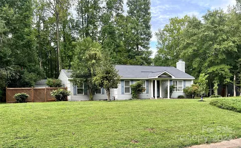4533 Nicks Tavern Rd, Charlotte, NC 28215
