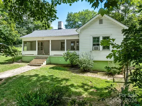 5 W Buncombe School Rd, Asheville, NC 28806