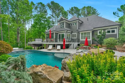 4211 Ash Hollow Ln, Denver, NC 28037