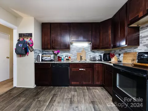 Kitchen - 1302 E 1st St, Kannapolis, NC 28083 photo 1 of 4