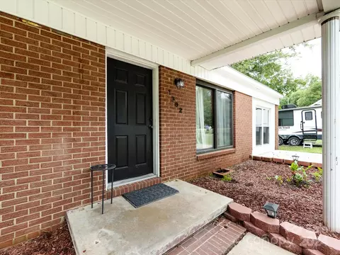 Exterior - 1302 E 1st St, Kannapolis, NC 28083 photo 3 of 7