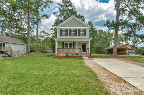 961 Pine Ridge Rd, Chester, SC 29706