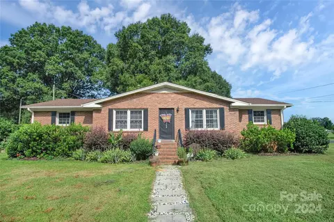 2146 Lee St, Gastonia, NC 28054