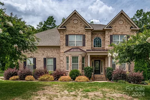 13021 Pumpkin Way Dr, Mint Hill, NC 28227