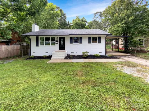 Exterior - 509 Engleside St, Monroe, NC 28110 photo 3 of 4