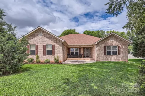 4868 Keeneland Sw Pl SW, Concord, NC 28027