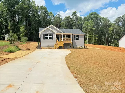 2366 Ellen St, Granite Falls, NC 28630