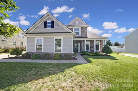 167 Warfield Dr, Mooresville, NC 28115