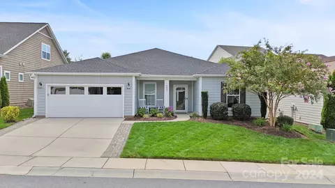 4827 Looking Glass Trl, Denver, NC 28037