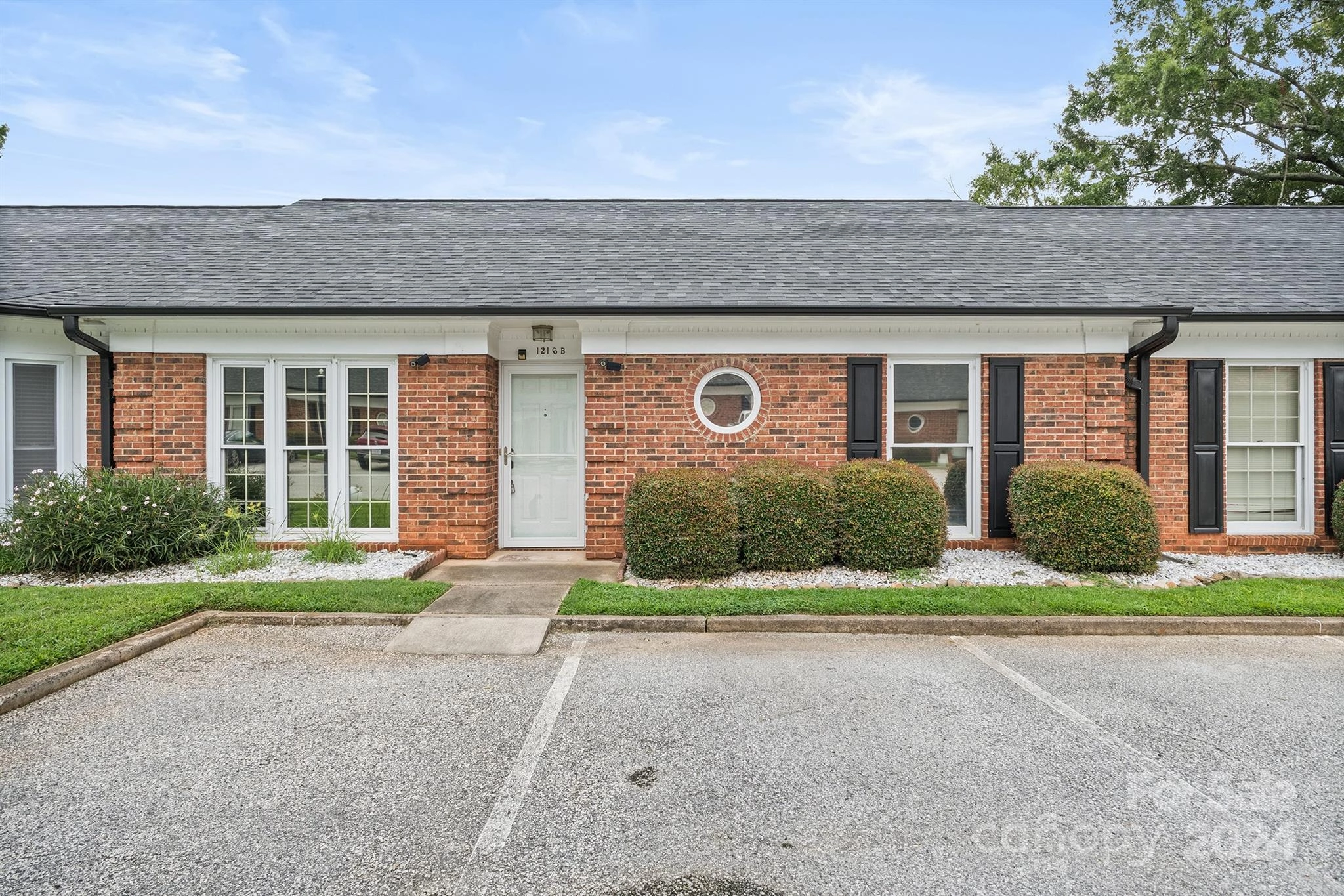 1216 E Franklin B Blvd Unit B  