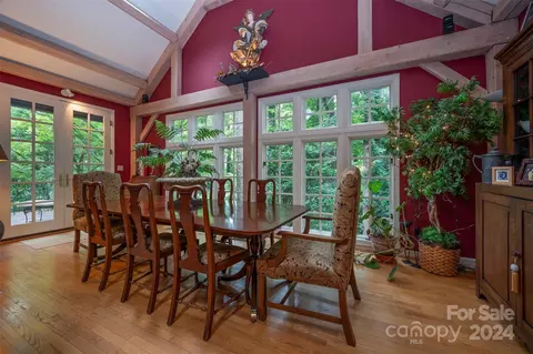 54 Melrose Ln, Tryon, NC 28782 photo 8