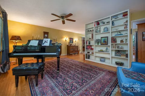 54 Melrose Ln, Tryon, NC 28782 photo 15