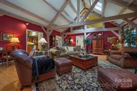 54 Melrose Ln, Tryon, NC 28782 photo 9