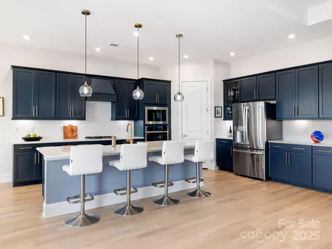 Kitchen - 1006 Milestone Ct, Monroe, NC 28110 photo 2 of 4