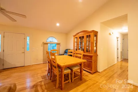 63 N Point Rd, Sylva, NC 28779 photo 12