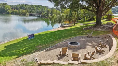 4326 Reed Creek Apt 47 Dr # 47, Sherrills Ford, NC 28673
