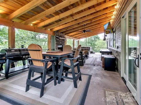 989 Ferguson Cove Loop, Clyde, NC 28721 photo 32