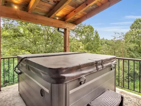 989 Ferguson Cove Loop, Clyde, NC 28721 photo 34