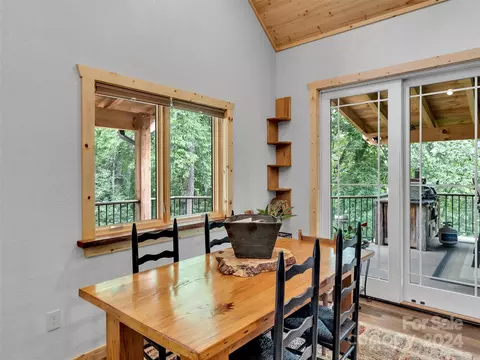 989 Ferguson Cove Loop, Clyde, NC 28721 photo 9