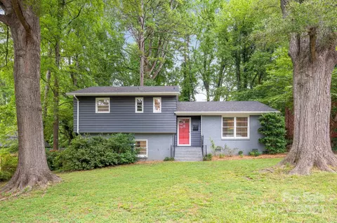 5601 Ruth Dr, Charlotte, NC 28215