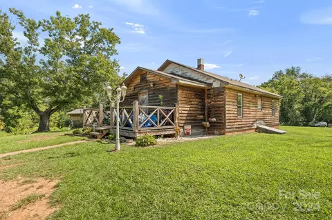 3564 Hollywood Ridge Rd, Lenoir, NC 28645