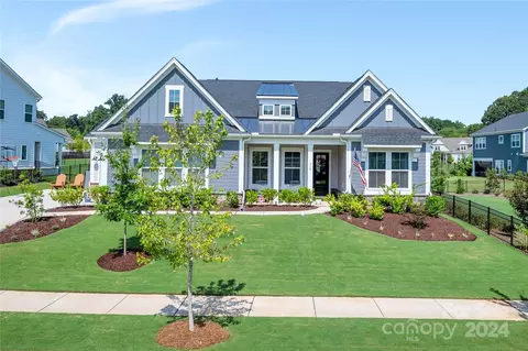 210 Lanyard Ln, Belmont, NC 28012