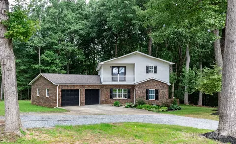 2598 Knox Landing Rd, Connelly Springs, NC 28612