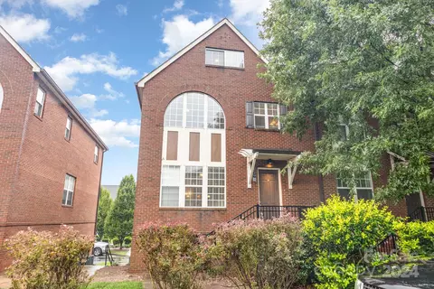 129 Irving A Ave #A, Mooresville, NC 28117