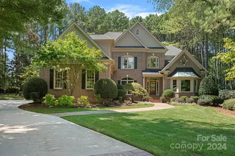 108 Barnstable Ct, Mooresville, NC 28117