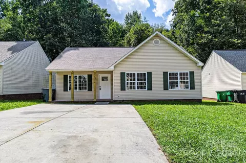 2227 Blue Hampton Ln, Charlotte, NC 28213