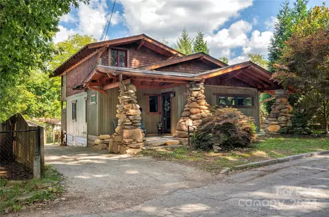 88 Nevada Ave, Asheville, NC 28806