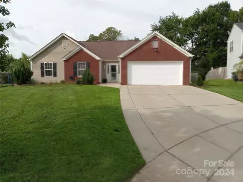 4017 Shadow Pines Cir, Indian Trail, NC 28079