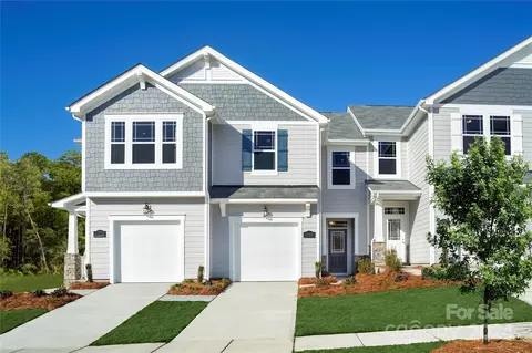17109 Carolina Hickory Dr, Huntersville, NC 28078