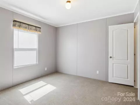 614 Old Us 19e Hwy, Spruce Pine, NC 28777 photo 19