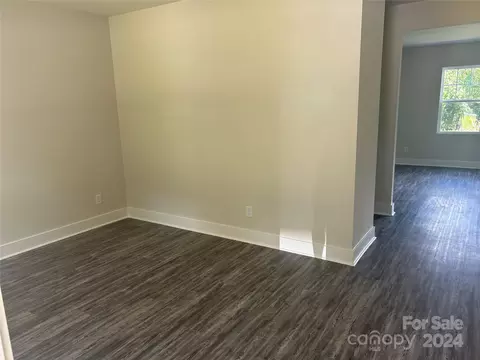 Living - 910 Blake Rd, Albemarle, NC 28001 photo 1 of 7