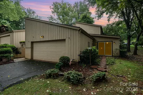 4019 Ivystone Ct, Charlotte, NC 28277