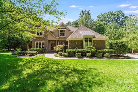 1385 Ridgewood Dr, Rock Hill, SC 29732