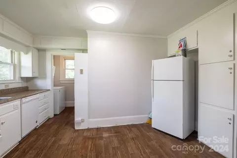 Other - 323 Fleming Ave, Marion, NC 28752 photo 2 of 10