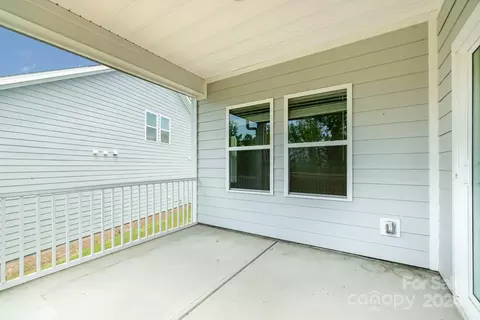 Exterior - 2183 Cherrybark Ct, Denver, NC 28037 photo 1 of 4