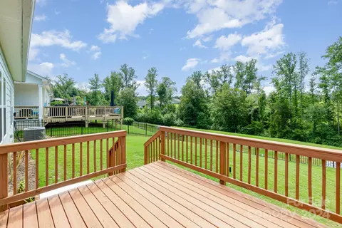 Exterior - 2183 Cherrybark Ct, Denver, NC 28037 photo 3 of 4