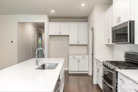 Kitchen - 2183 Cherrybark Ct, Denver, NC 28037 photo 1 of 1